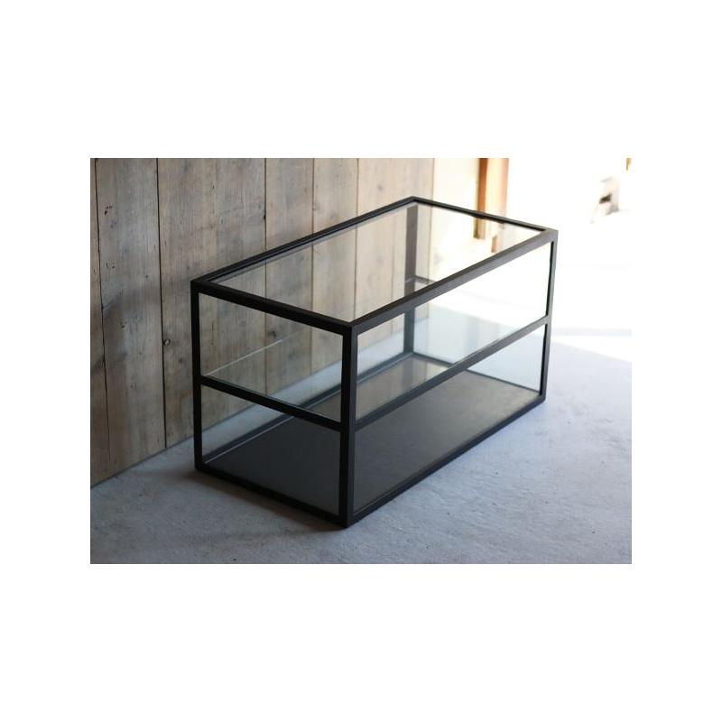 Vitrina “Aura Privée”